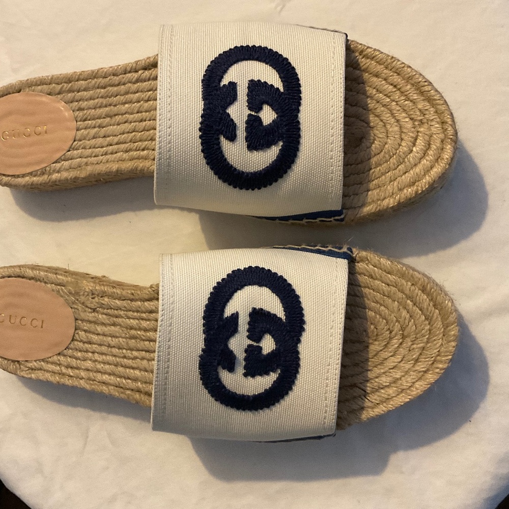 Gucci cream and blue canvas espadrilles slides size 41